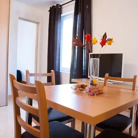 Paula Apartment *