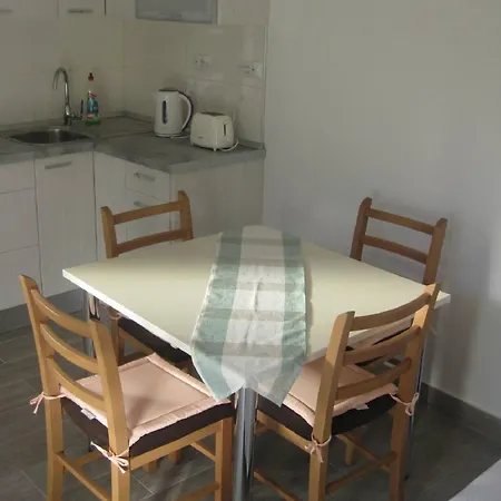 Paula Appartement Jezera